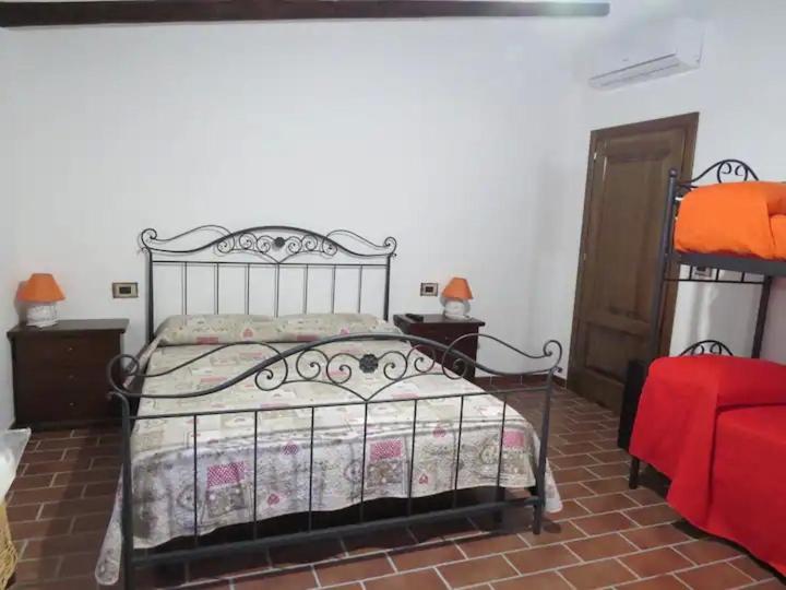 Casa In Campagna Hotel ดอร์กาลี ภายนอก รูปภาพ